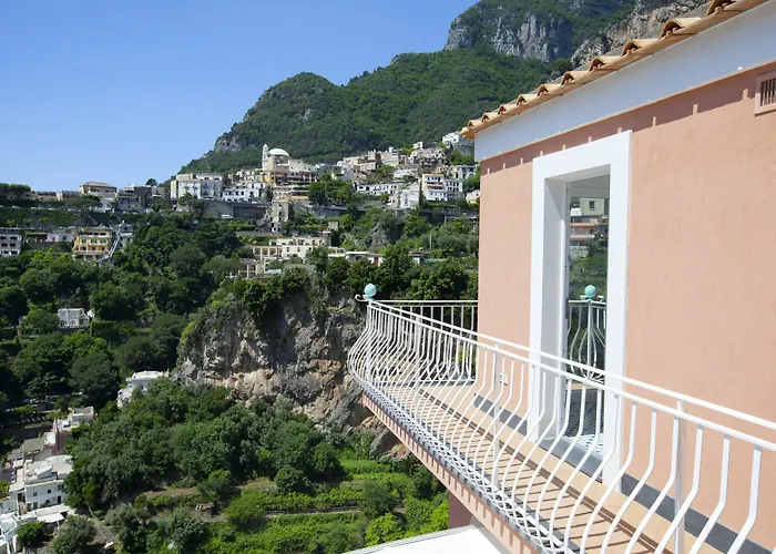 莫若迪普斯坦诺i1旅馆 4*